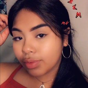 Meet your Posher, Janet